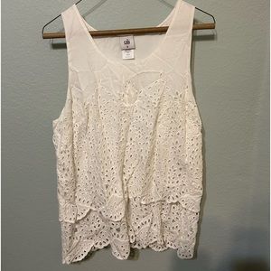 Cabi 5723 Frolic Top EUC